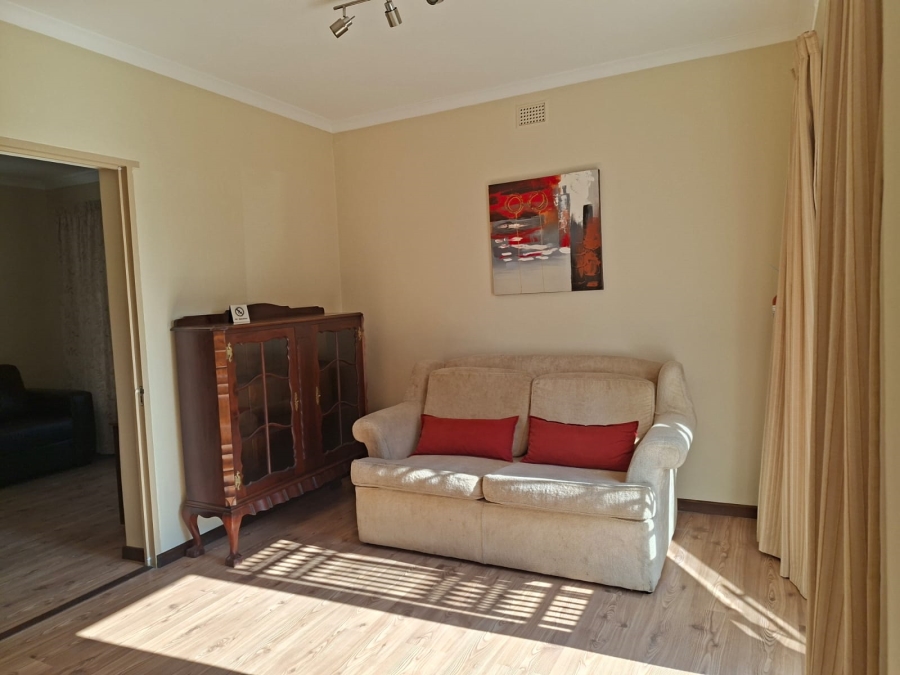 1 Bedroom Property for Sale in Uitenhage Central Eastern Cape